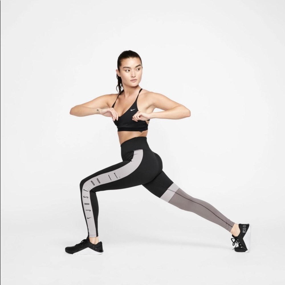Nike black gray colorblock leggings